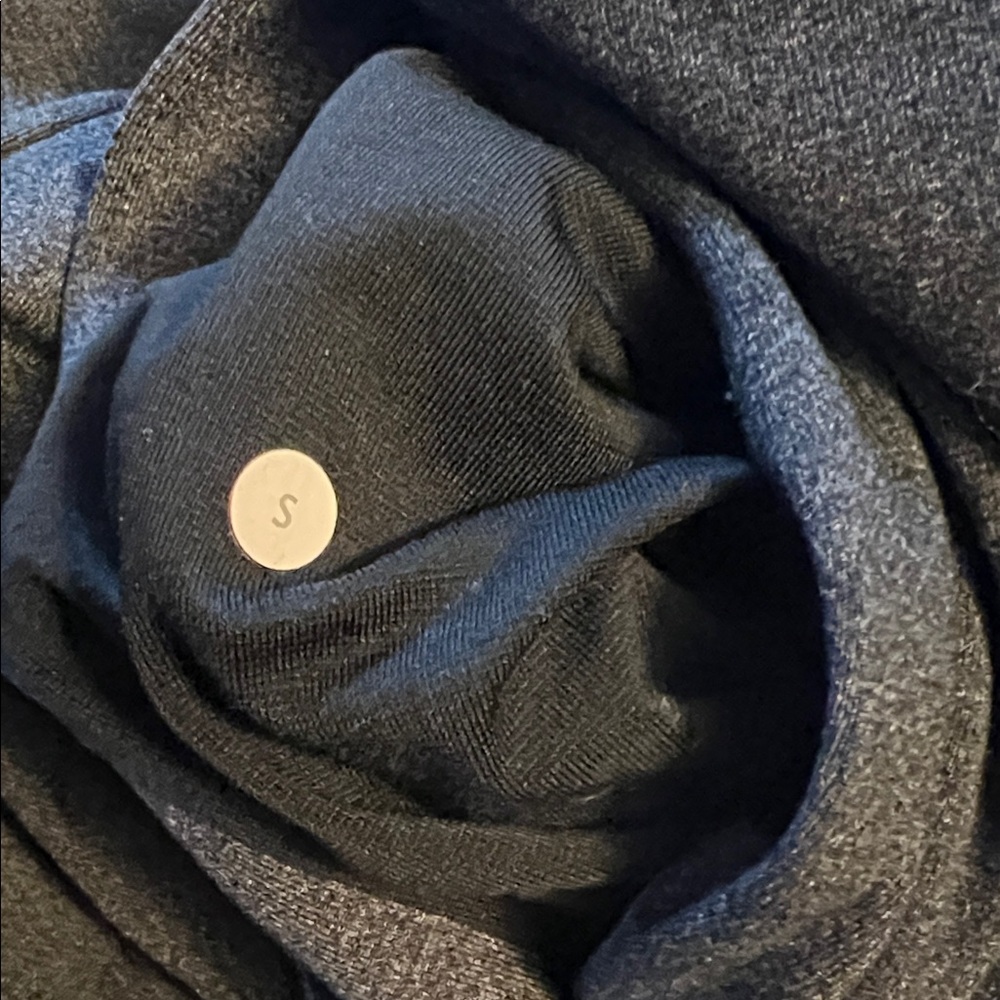 lululemon athletica Men's Charcoal Joggers Pants Size S GUC (Call out, see pics) - Picture 4 of 9